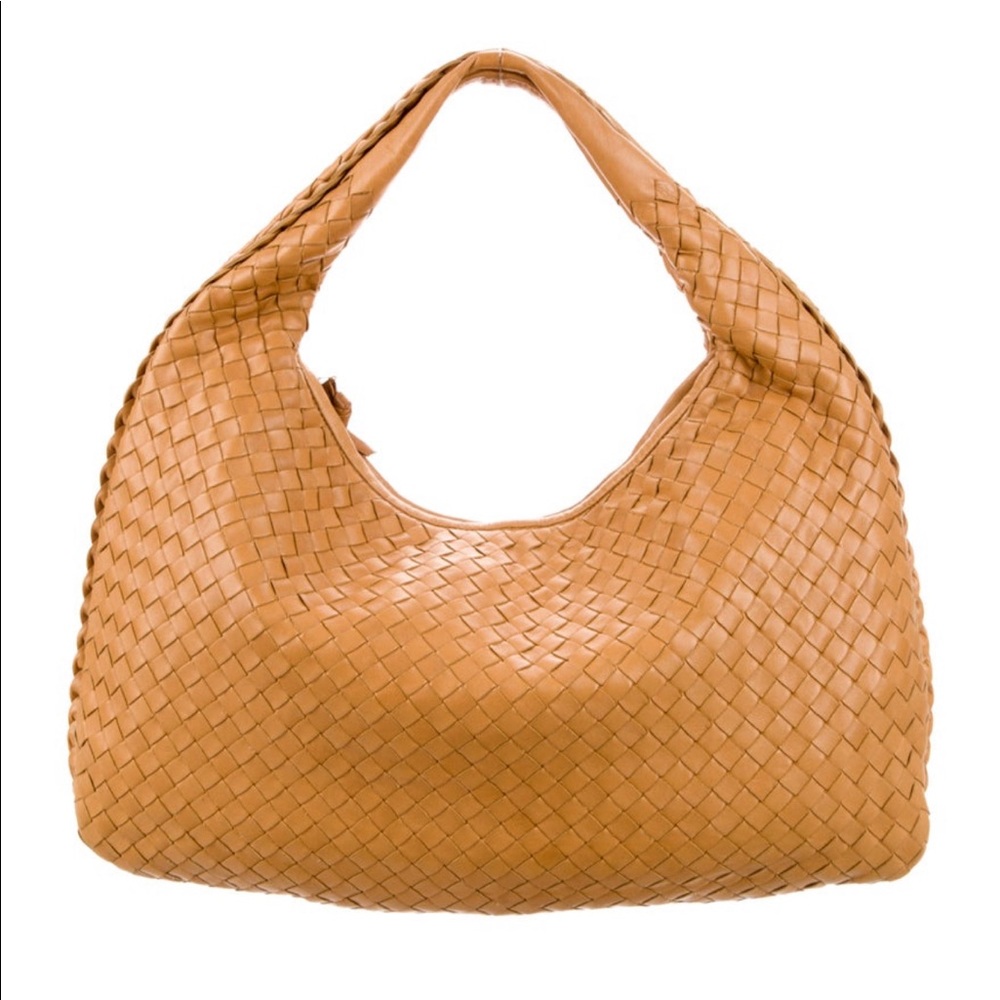 Bottega Veneta Intrecciato Veneta Hobo Medium